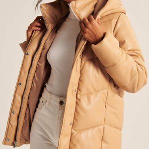 Abercrombie & Fitch-NWT!-Vegan Leather MiniPuffer